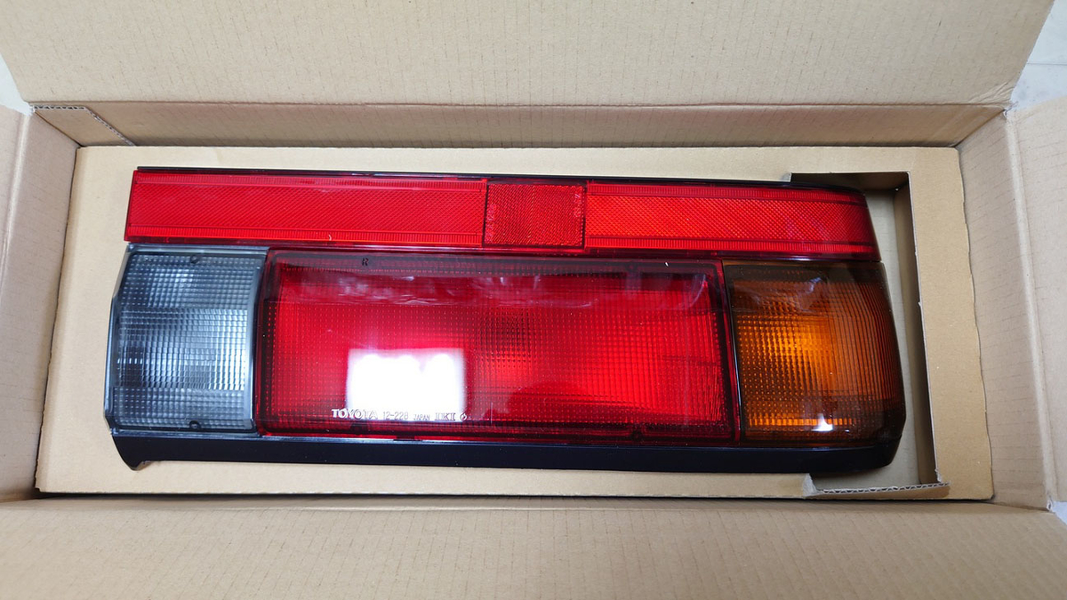 特価】テールランプ左右セット AE86トレノ後期3ドア | ナカヤマレーシング