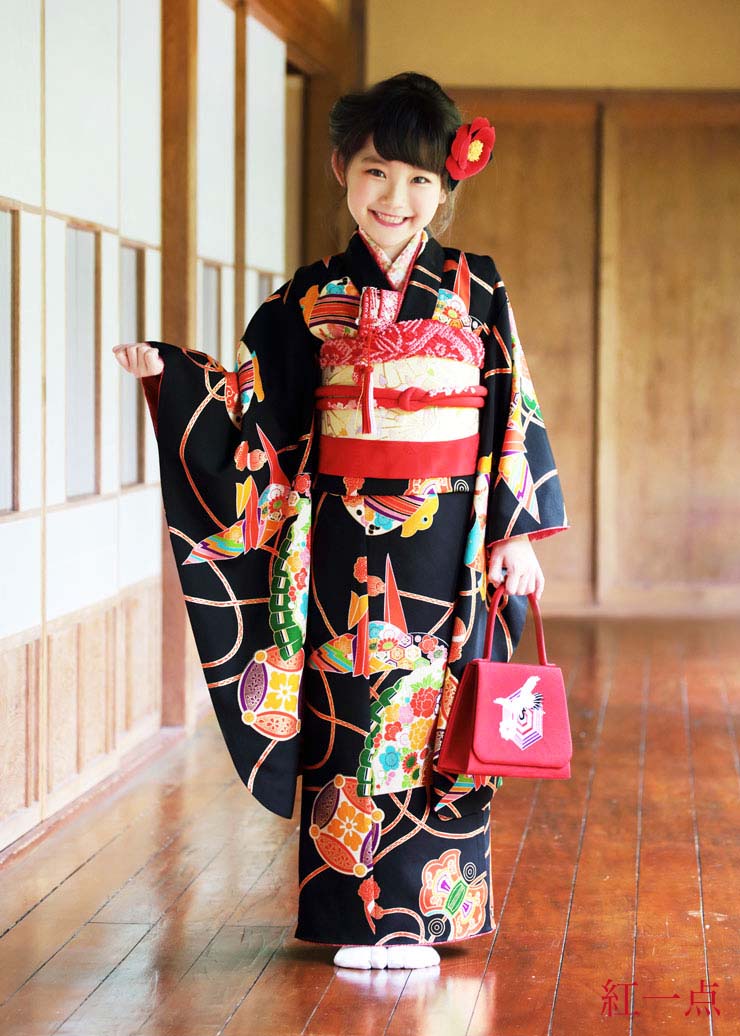 楽天市場】七五三 着物セット 女の子 7歳 紅一点 折り鶴に扇 (黒/SP24