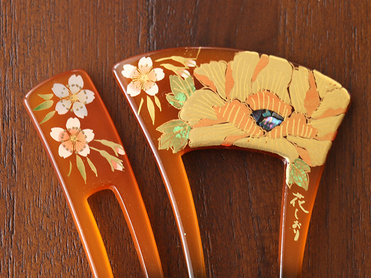 楽天市場】＼楽天マラソン開催中!／花しおり バチ型 簪 牡丹に桜