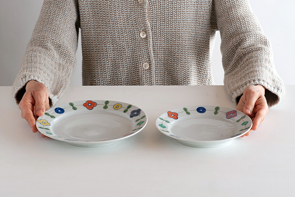 色絵幸せ花繋ぎ 6寸・7寸皿（徳永遊心） フリーデザイン ｜ 北欧