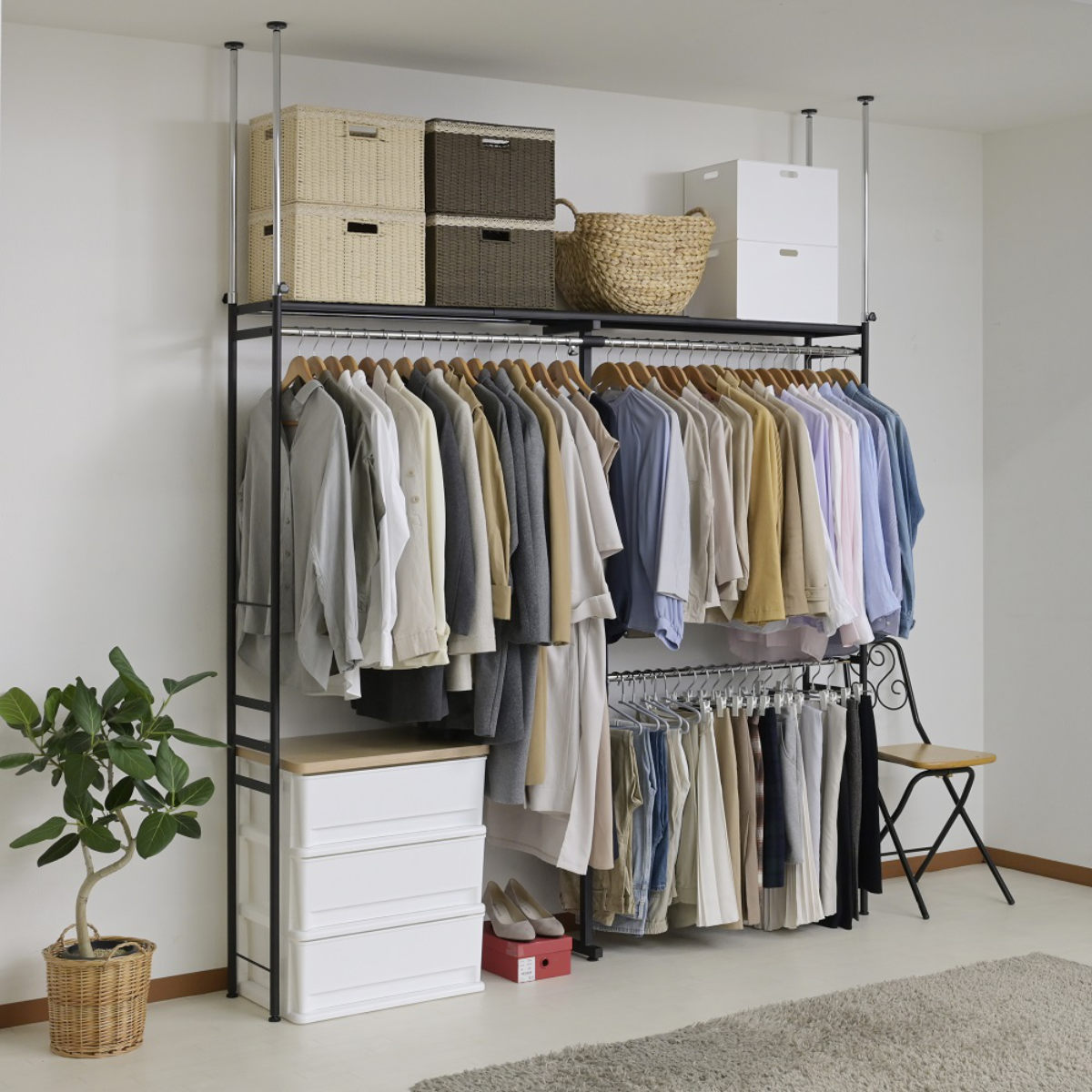 楽天市場】突っ張り ハンガーラック ロータイプ ワイド 幅111〜200cm