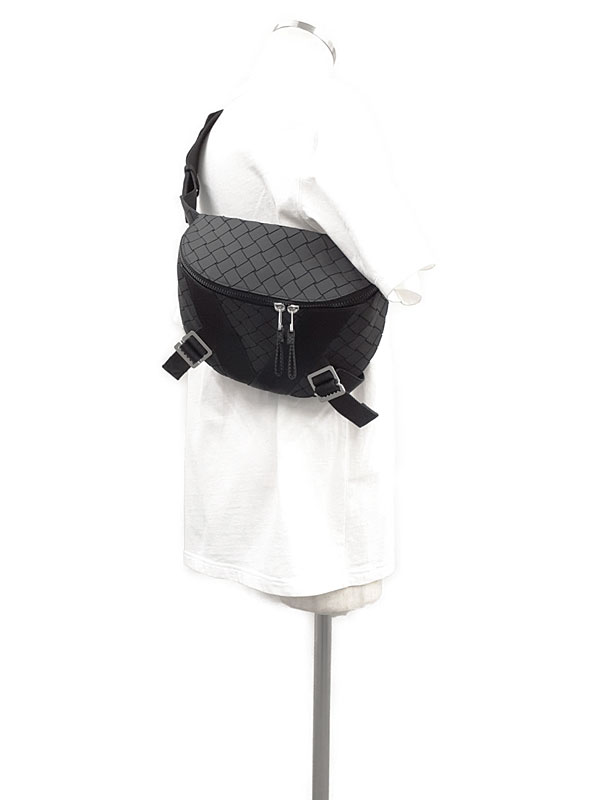 BOTTEGA VENETA】ボッテガヴェネタ『ニューラバー ボディバッグ
