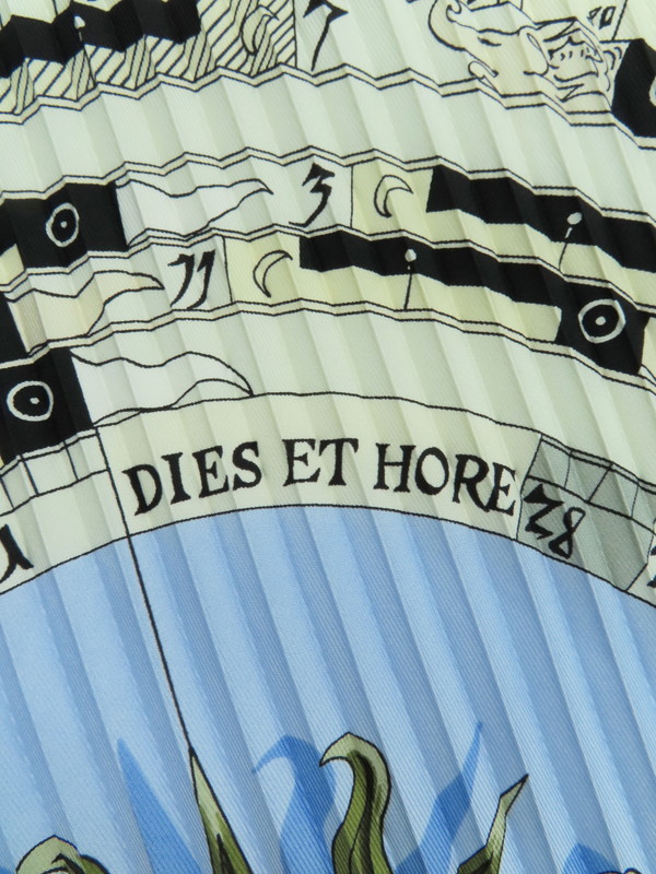 HERMES】【DIES ET HORE】エルメス『カレ90 プリーツスカーフ 占星術