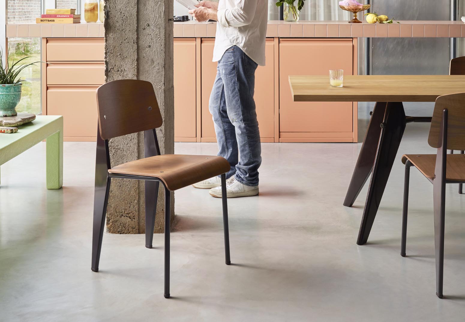 楽天市場】Vitra（ヴィトラ） スタンダードチェア（Standard Chair