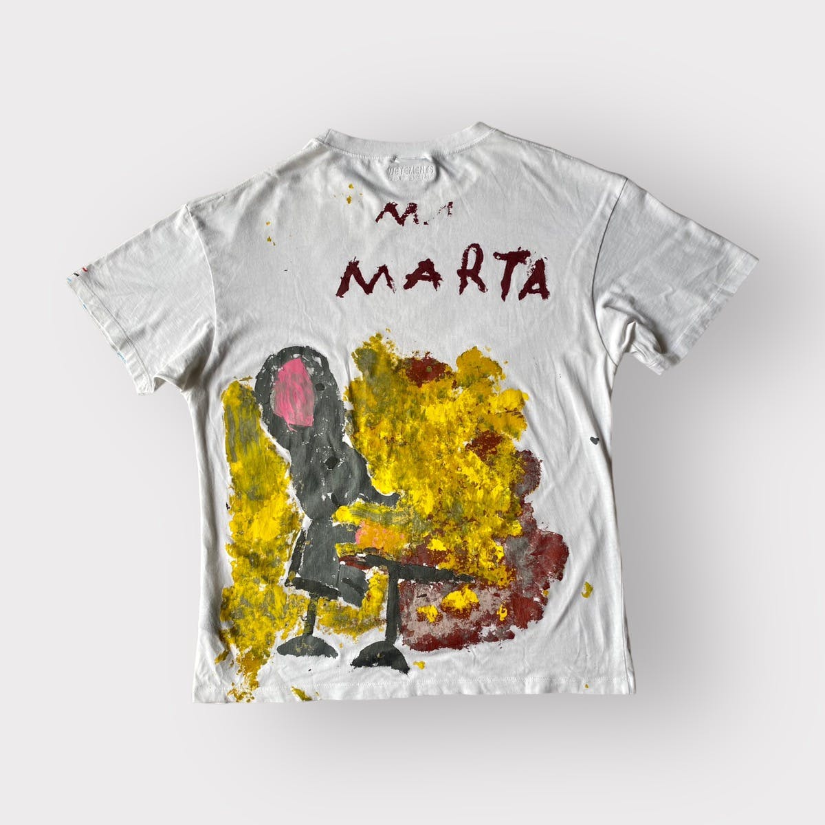 VETEMENTS AW19 Elephant In The Room T Shirt | sundaynightmare