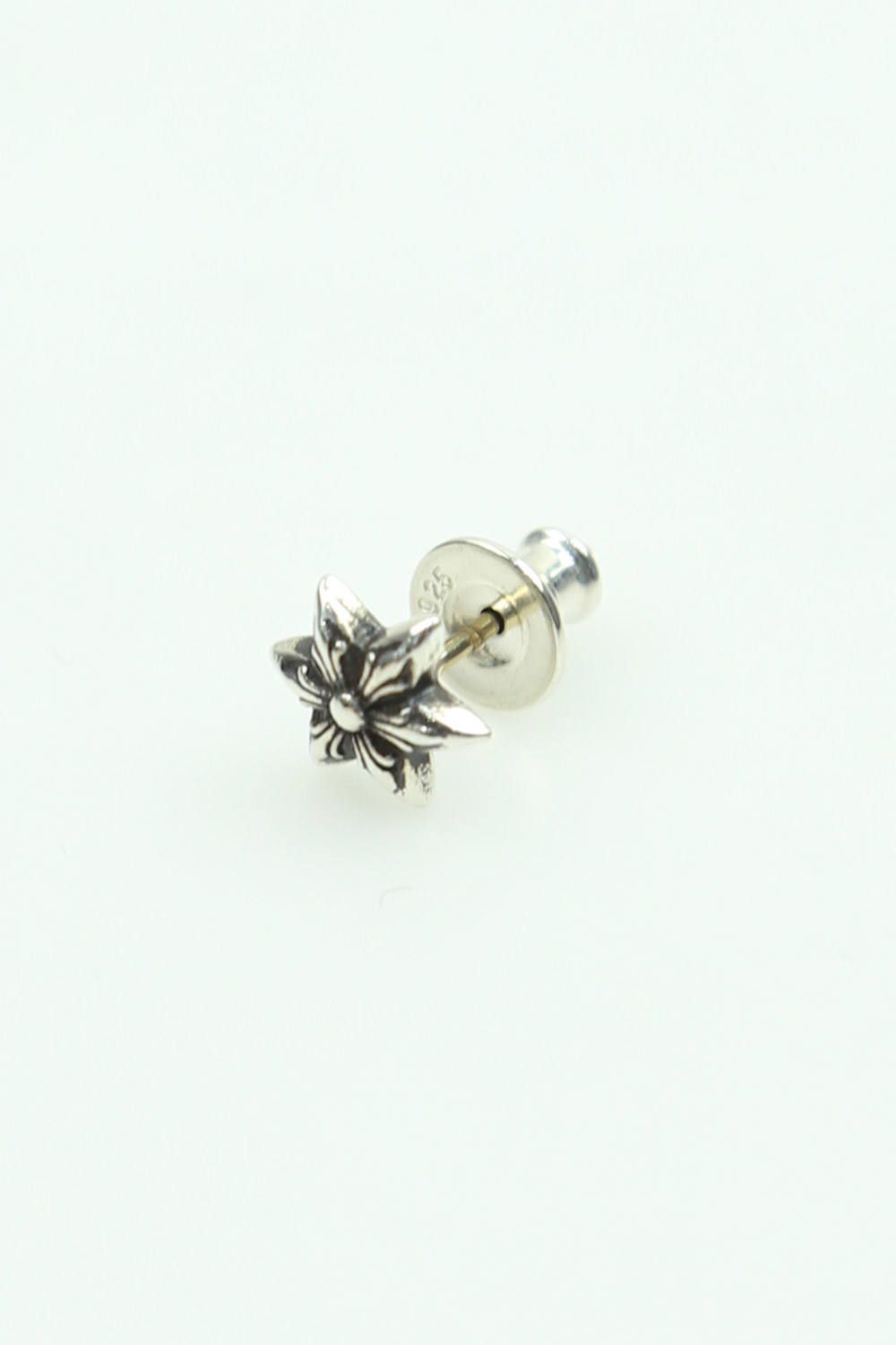 V*W様 CHROME HEARTS スタースタッド V*W様 CHROME HEARTS スター