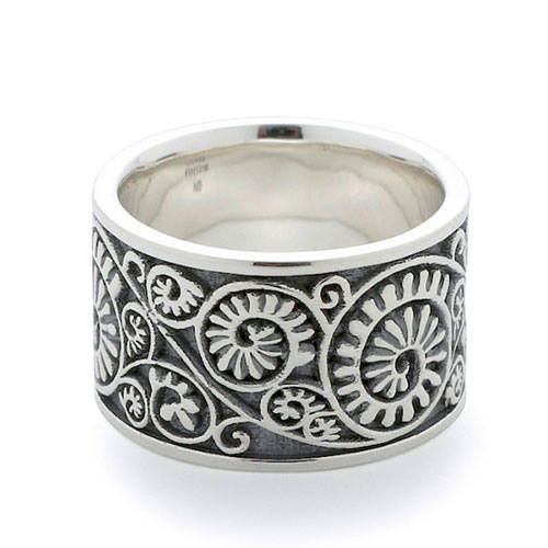 GARNI - Vine Pattern Ring / ブラック | Tempt