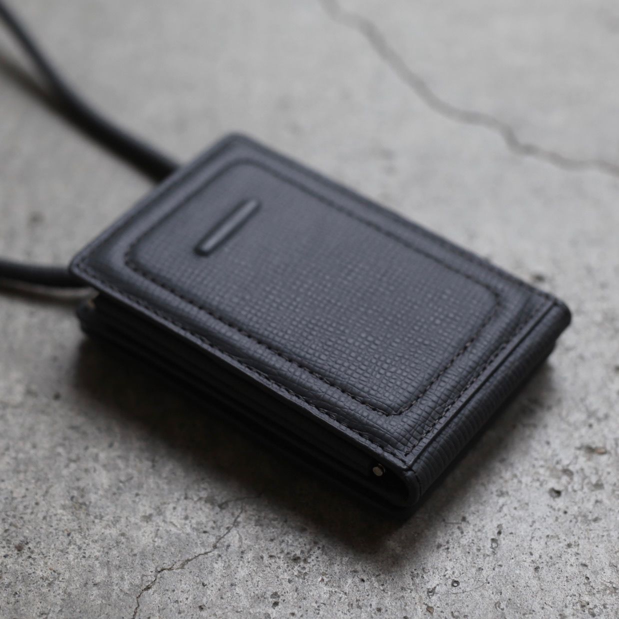 objcts.io - 【残り一点】レザーストラップ付ウォレット(GRAY