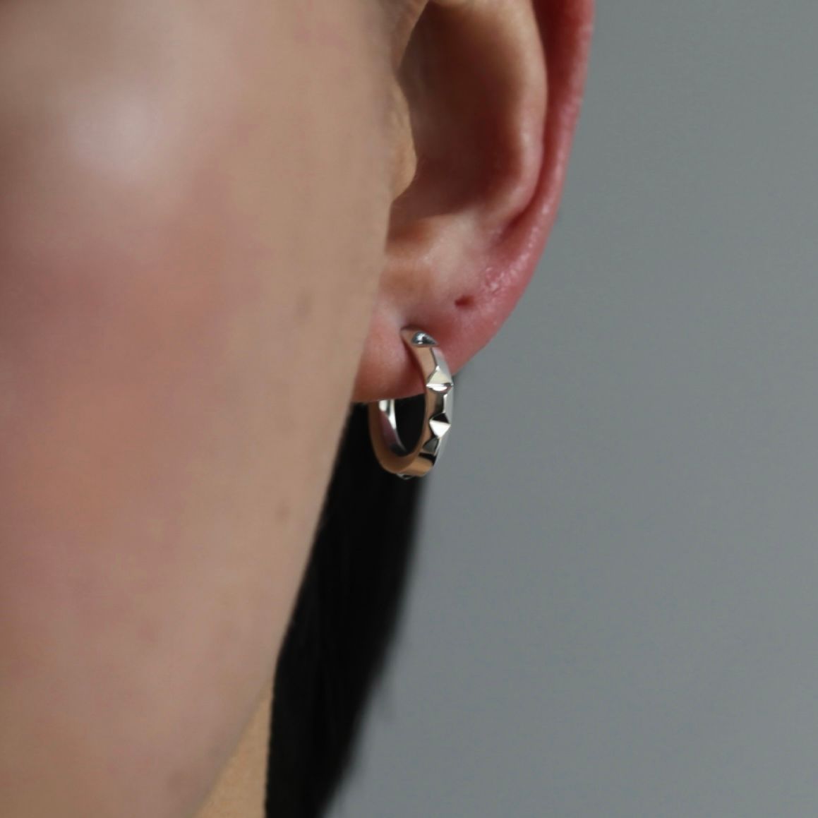 GARNI - 【お取り寄せ注文可能】Clash Hoop Earring_S | ACRMTSM