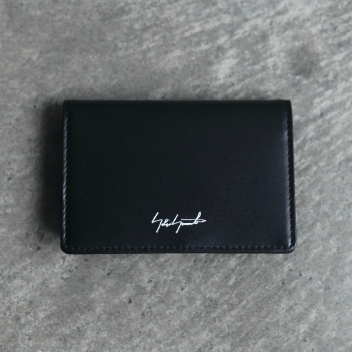 discord Yohji Yamamoto - 【残りわずか】2つ折り名刺入れ(COW LEATHER