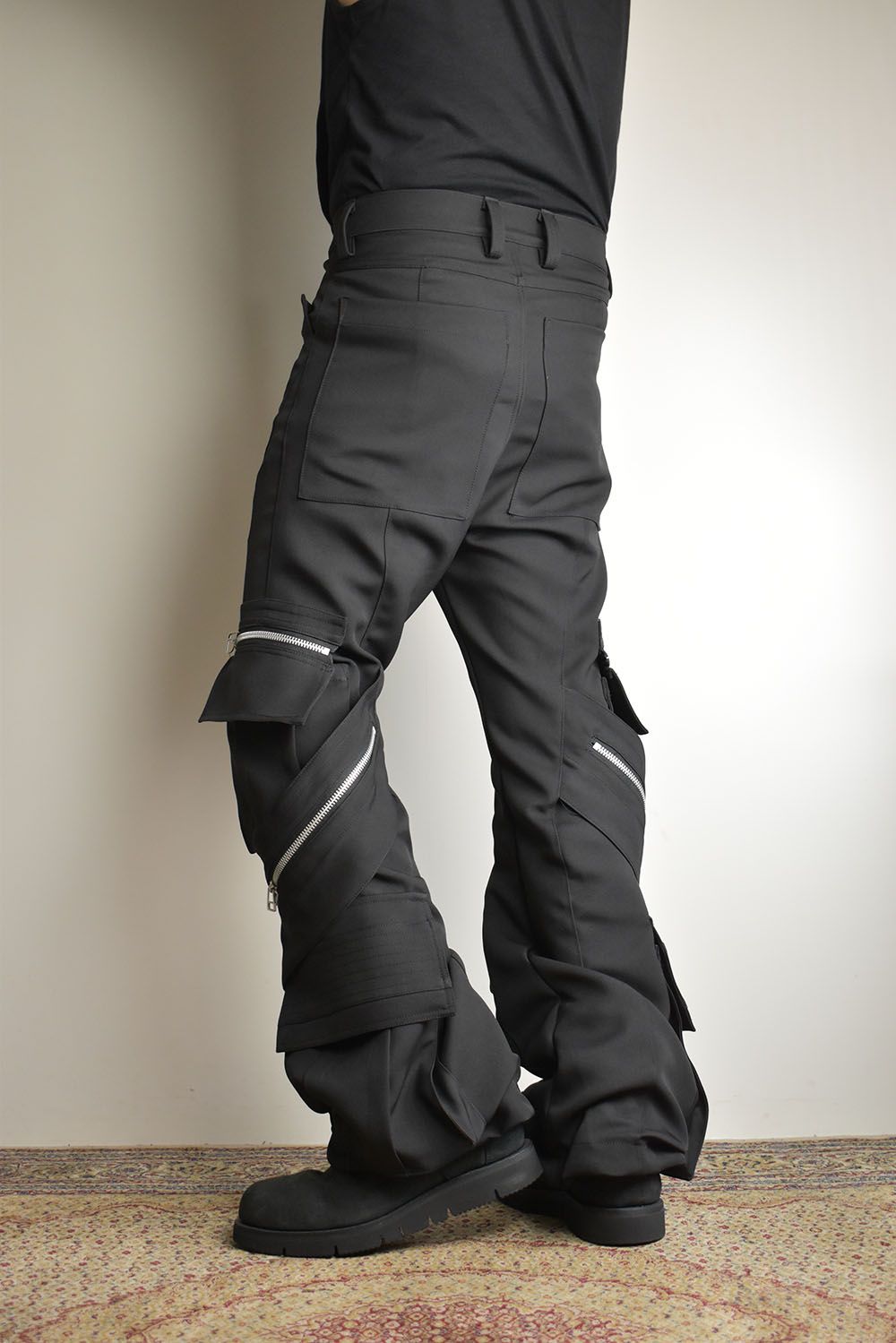 A.F ARTEFACT - Cargo Flare Baggy Pants