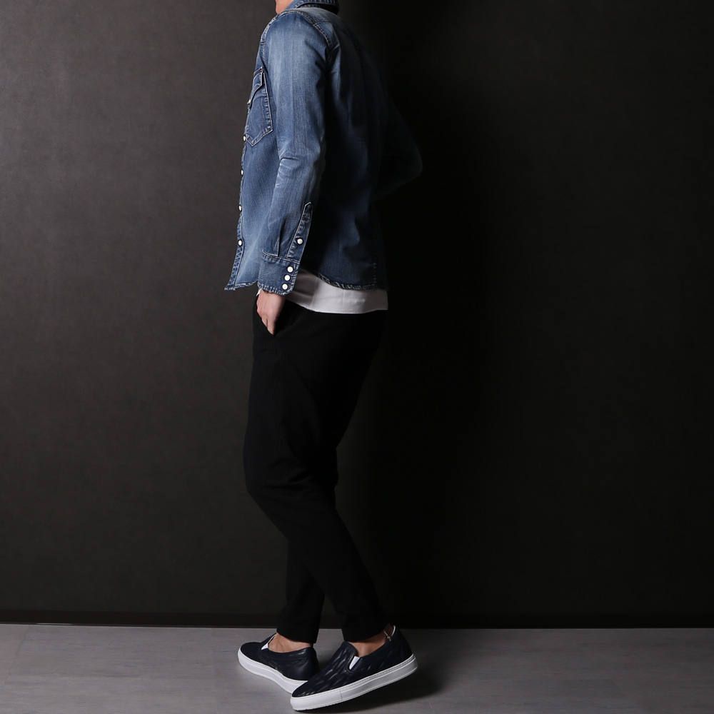 AKM/ エイケイエム】デニムシャツ&スラックスパンツコーディネート