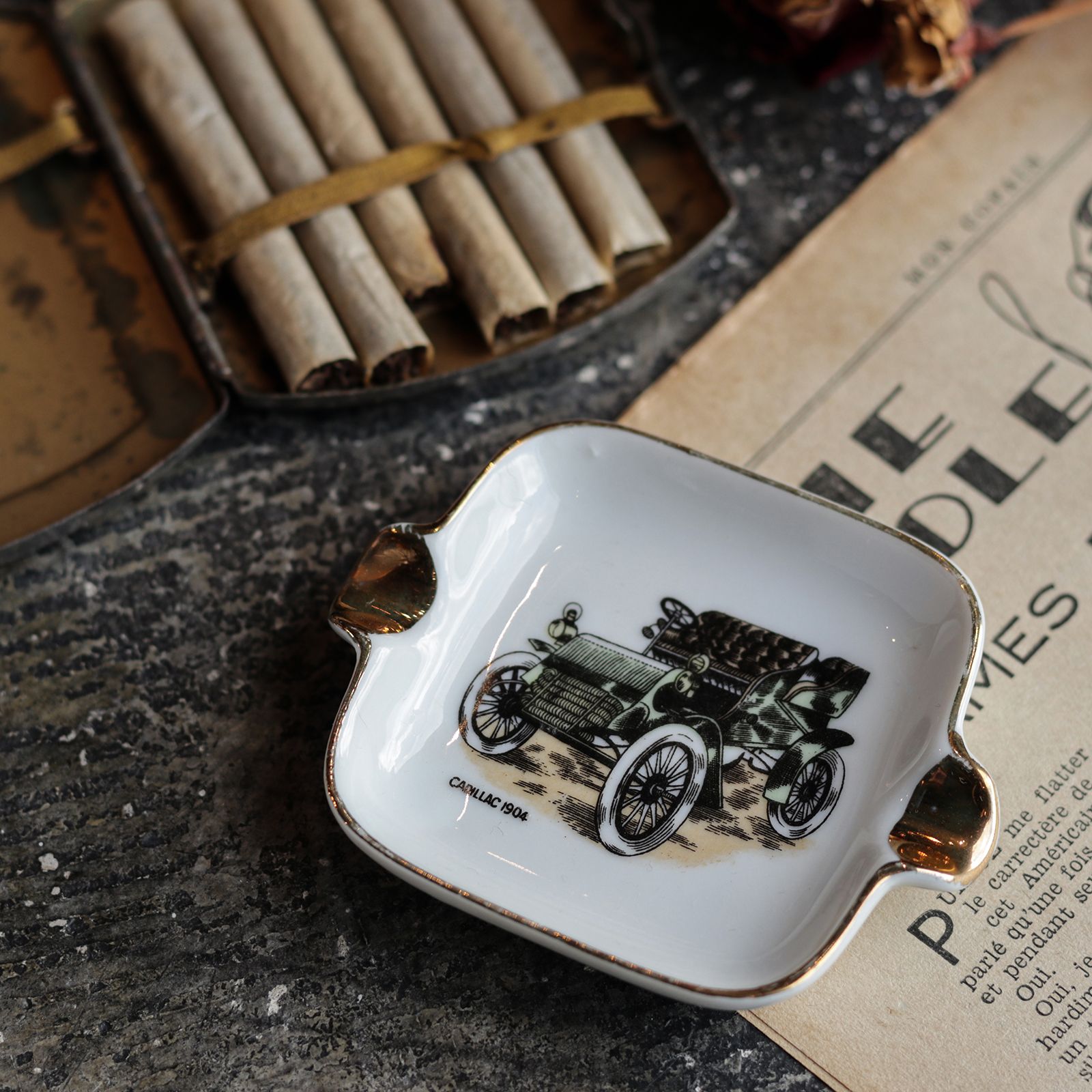 クラシックカー ミニ灰皿 1950s オランダ | corne/コルネ