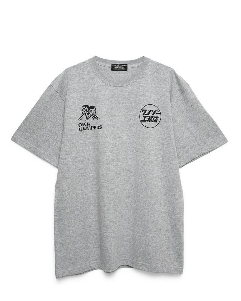 PUNK DRUNKERS - ［丘キャンパーズxサンゾー工務店］焚き火TEE | DOLL