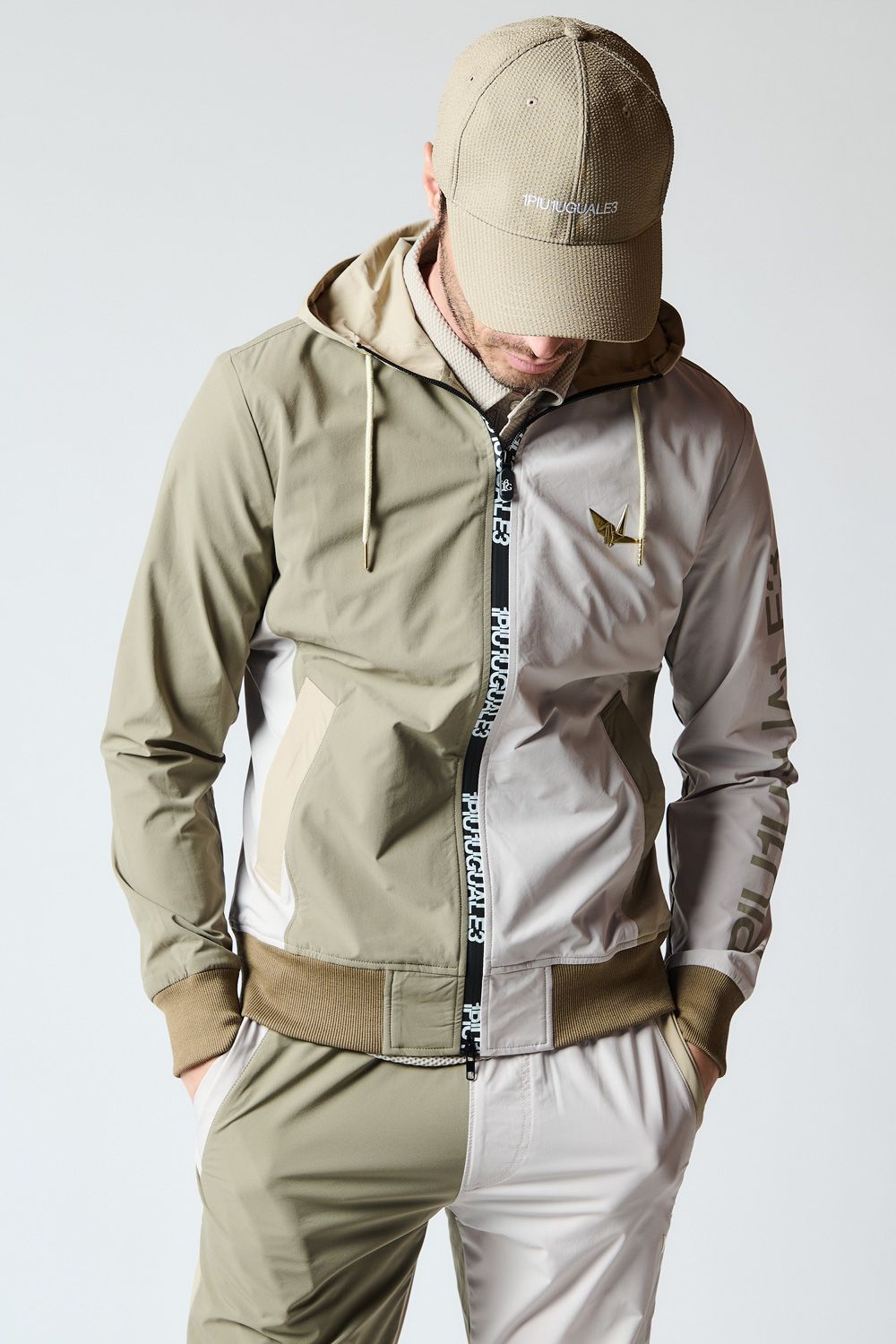 1piu1uguale3 ウインドブレーカー