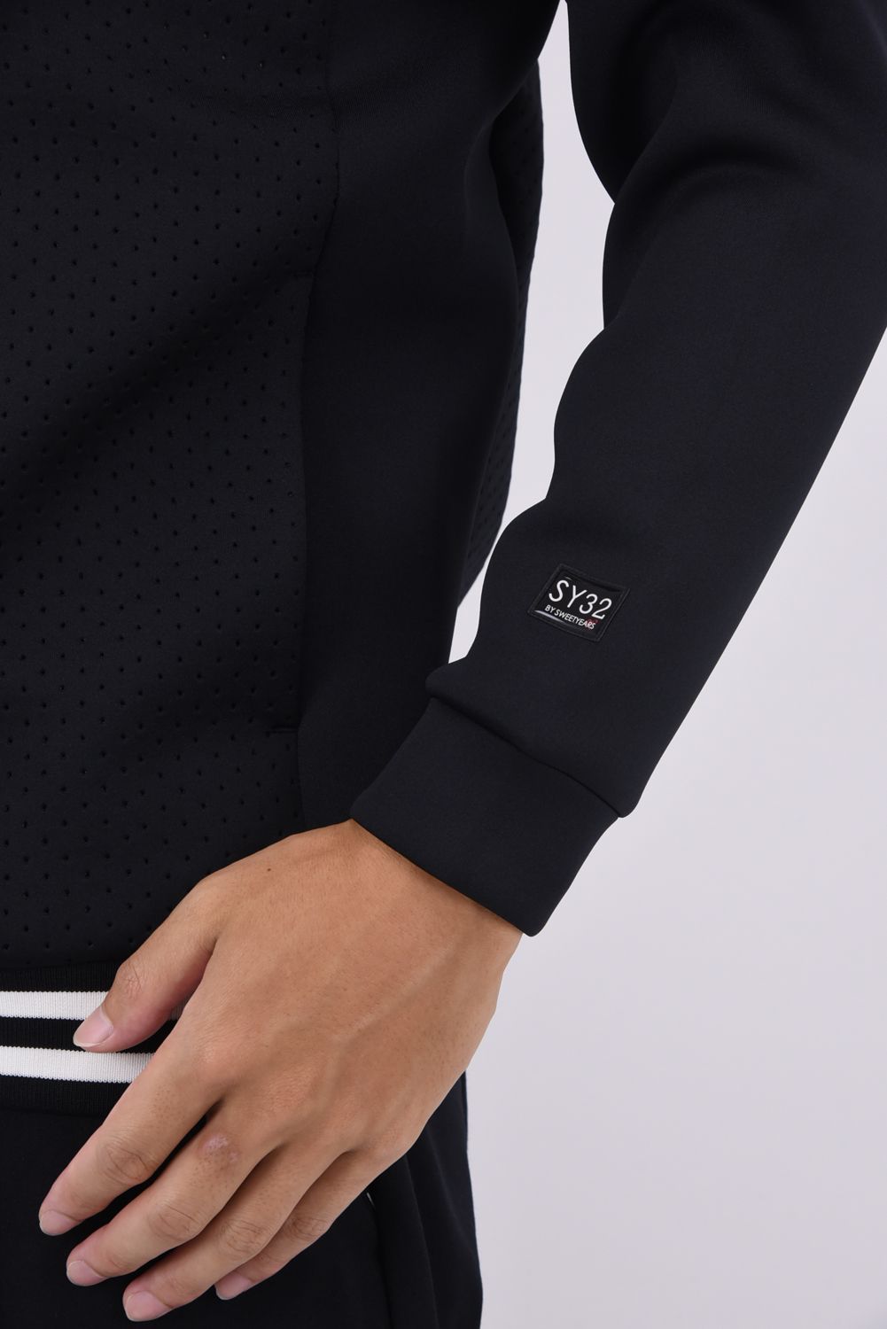 SY32 by SWEET YEARS GOLF - PUNCHING CREW NECK SWEAT / パンチング