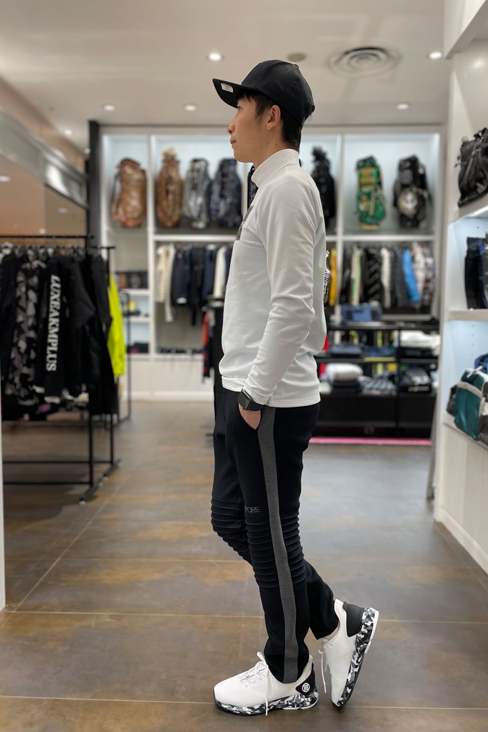 G/FORE】 万能モックネックを強調させた軽装コーデ | 12142 | GOSSIP GOLF