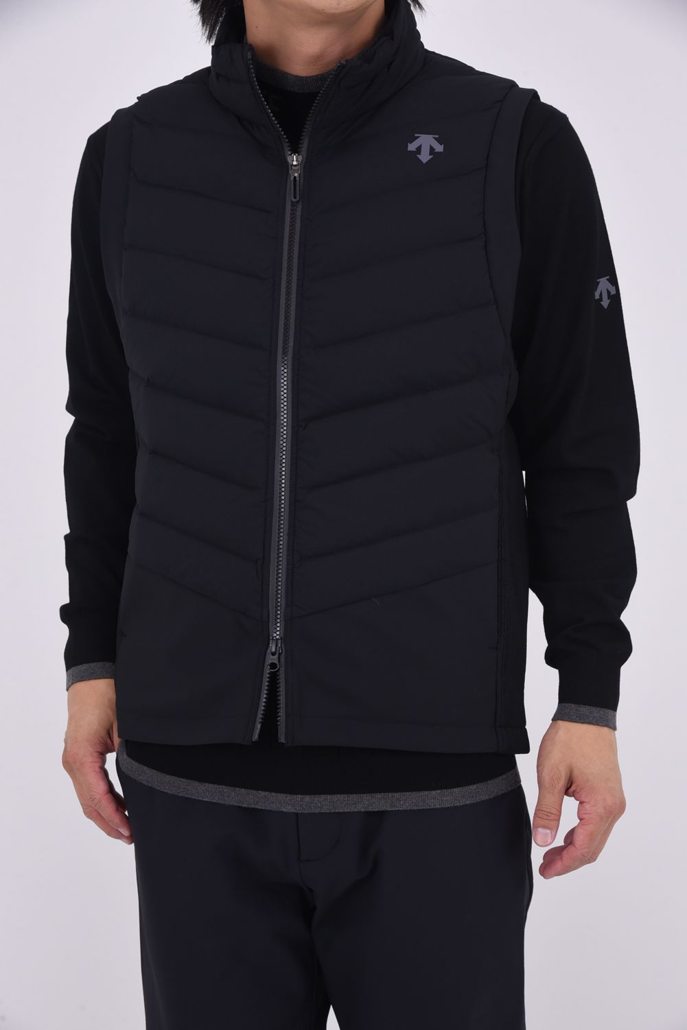 DESCENTE GOLF - 【25AW】 接結ハイブリッドフルジップダウンベスト