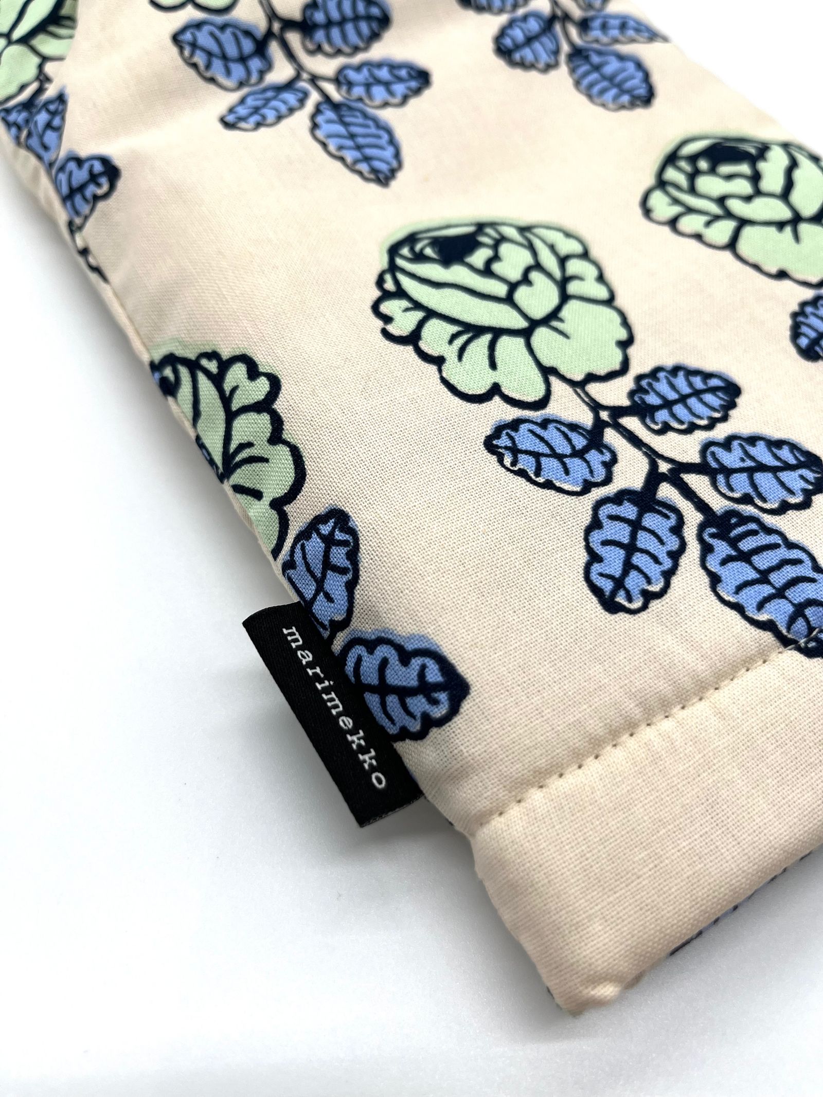 Marimekko - VIHKIRUUSU / ウェディングローズ / 鍋つかみ / ミトン