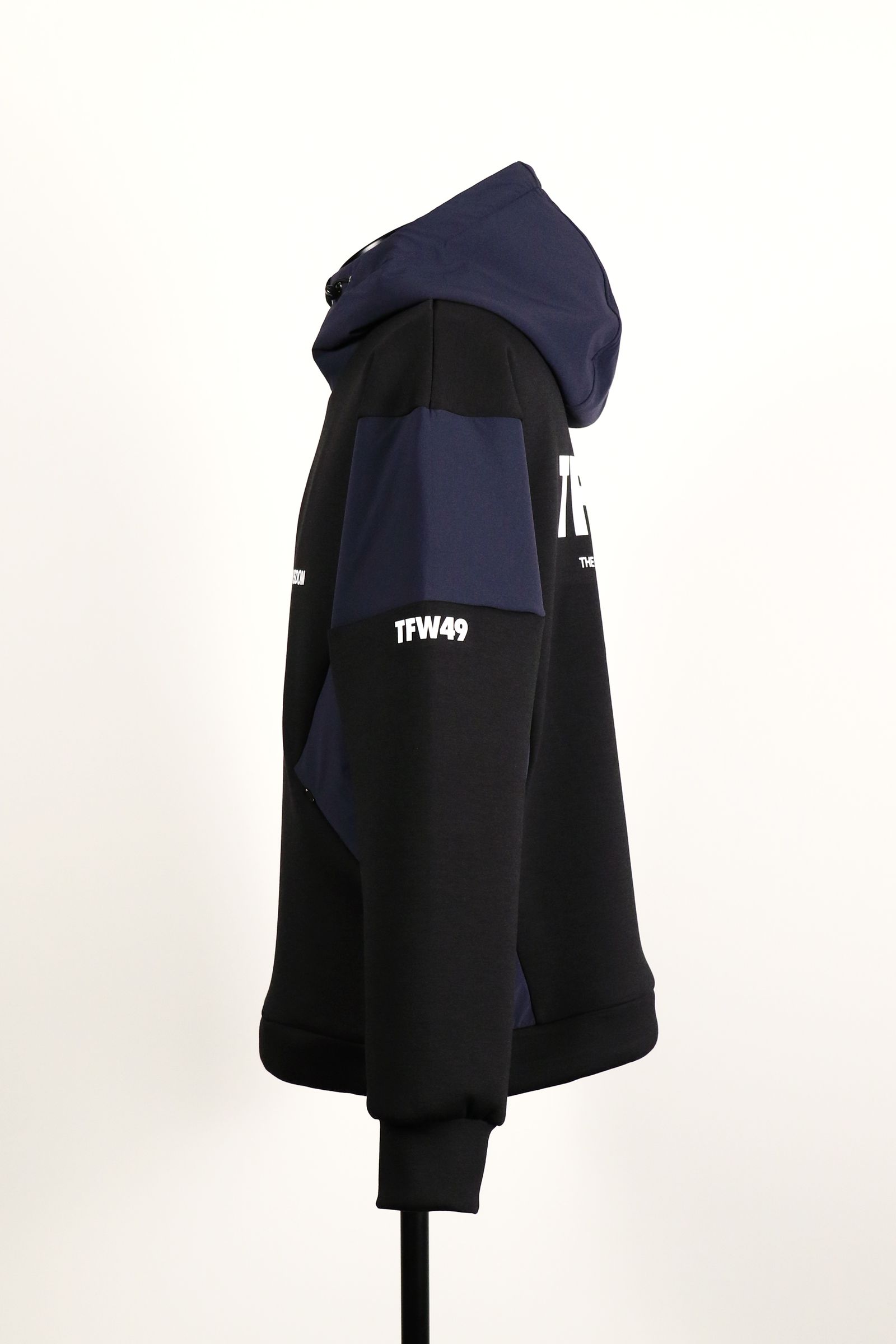 TFW49 - CARDBOARD MATERIAL HALF ZIP HOODIE / カードボード