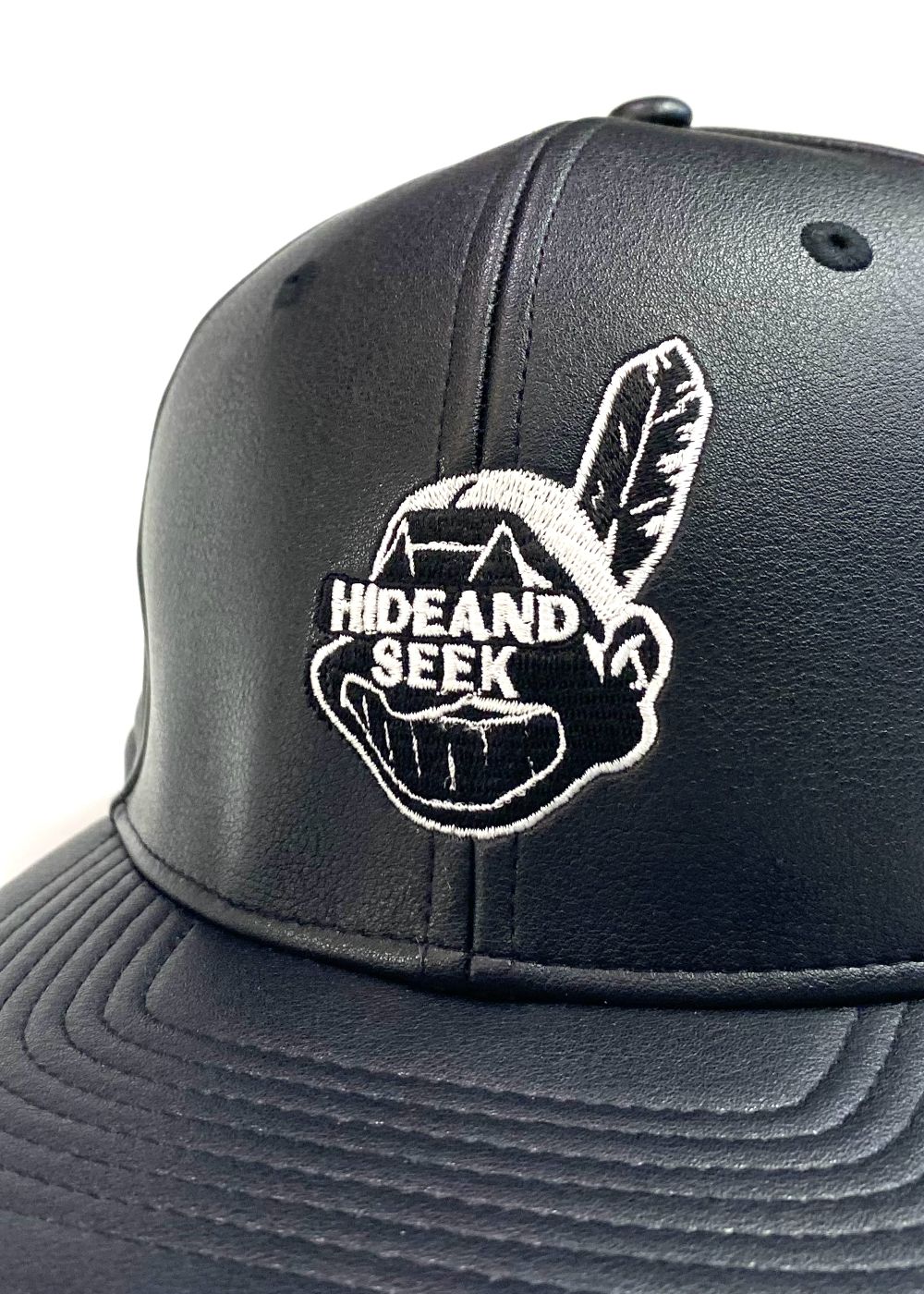 HIDE AND SEEK - Indian Baseball CAP PU Leather (BLACK) / 刺繍ロゴ
