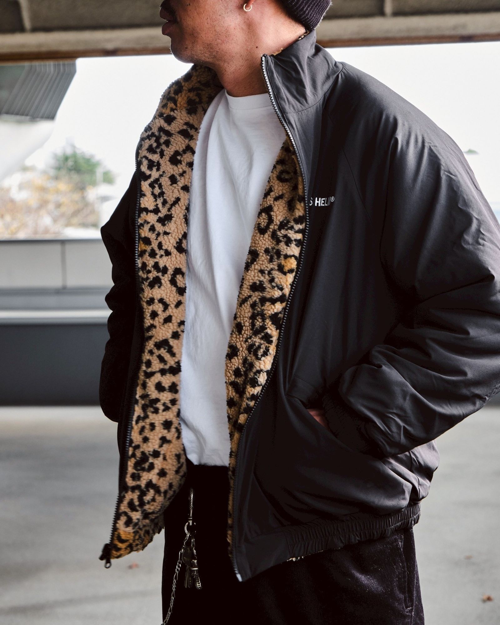 CAPTAINS HELM - REVERSIBLE FLEECE JACKET (BLACK×LEOPARD