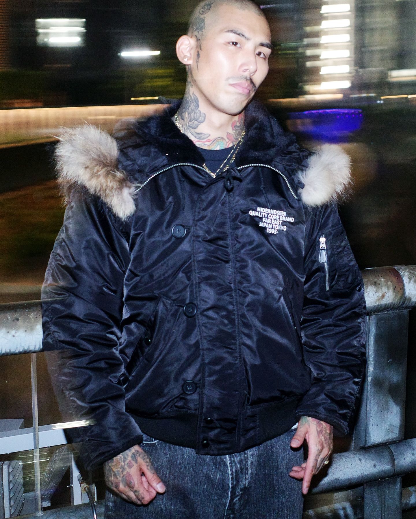 HIDE AND SEEK - ×AVIREX N-2B (BLACK) / アヴィレックス ボディー N