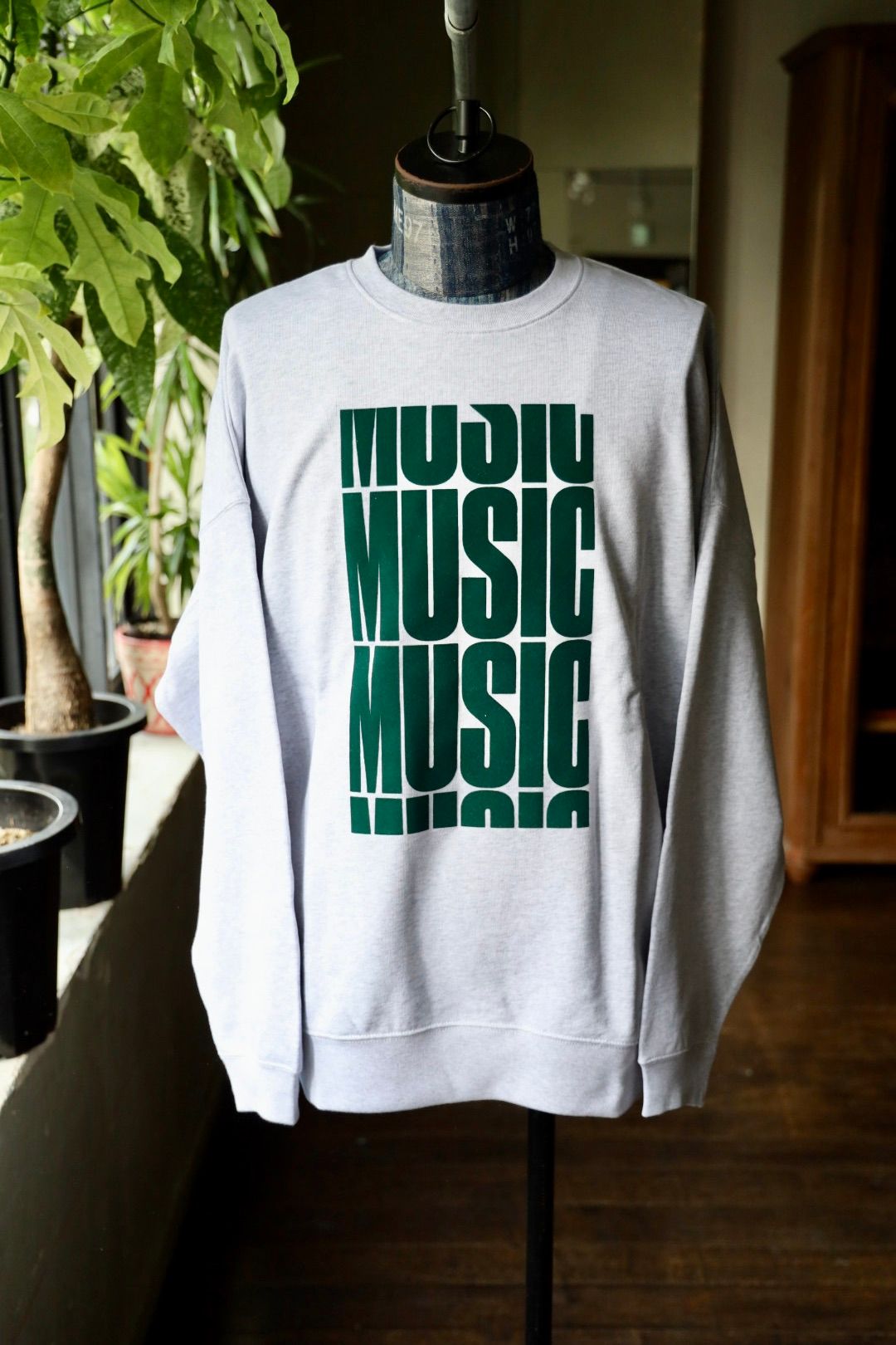 ISNESS MUSIC - イズネスミュージック 25AW DUB SWEAT SHIRTS