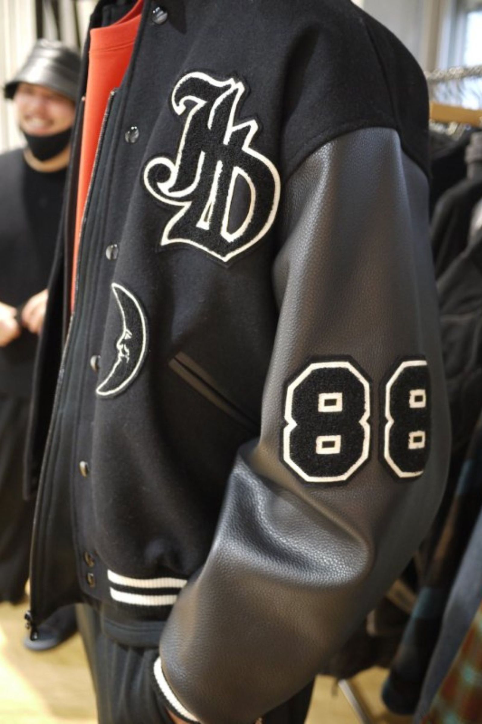 JIEDA - SKOOKUM × JieDa STADIUM JACKET/BLACK-BLACK | NapsNote