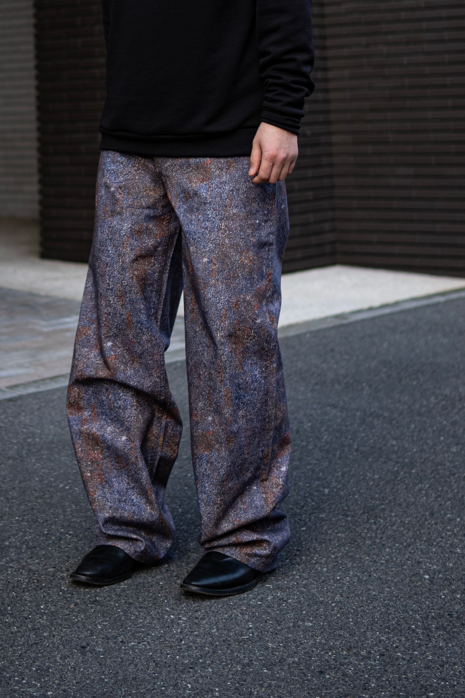 MIKAGE SHIN - “Sabi” Denim Pants / RED | Retikle Online Store