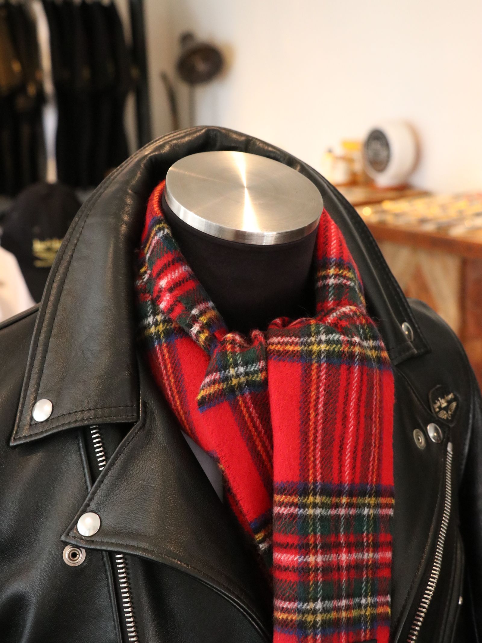 Lewis Leathers - SCOTISH WOOL SCARF - STEWART ROYAL (RED TARTAN