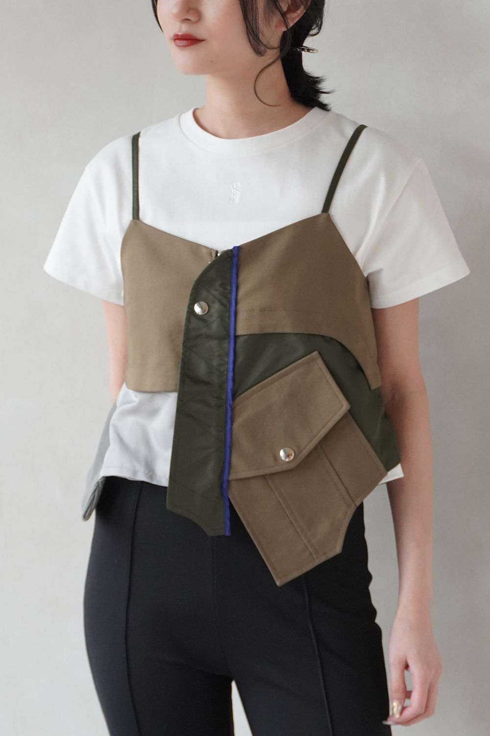 UN3D. 早い者勝ち！アンスリード フード付きポンチョコート ブラック