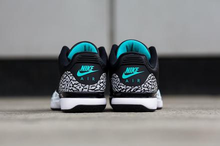 国内11月17日再販予定】 ナイキ コート ズーム ヴェイパー RF × エア