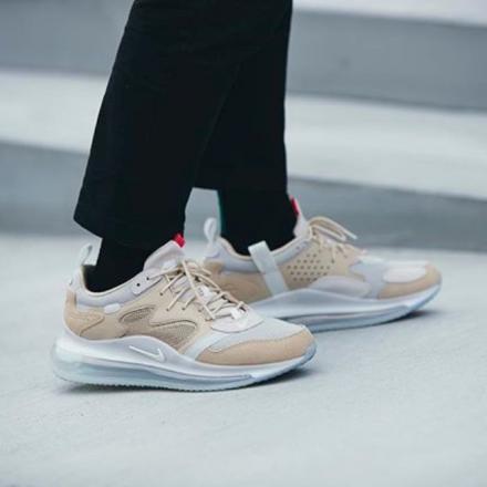 国内9月8日発売予定】ナイキ エアマックス 720 OBJ デザート オレ