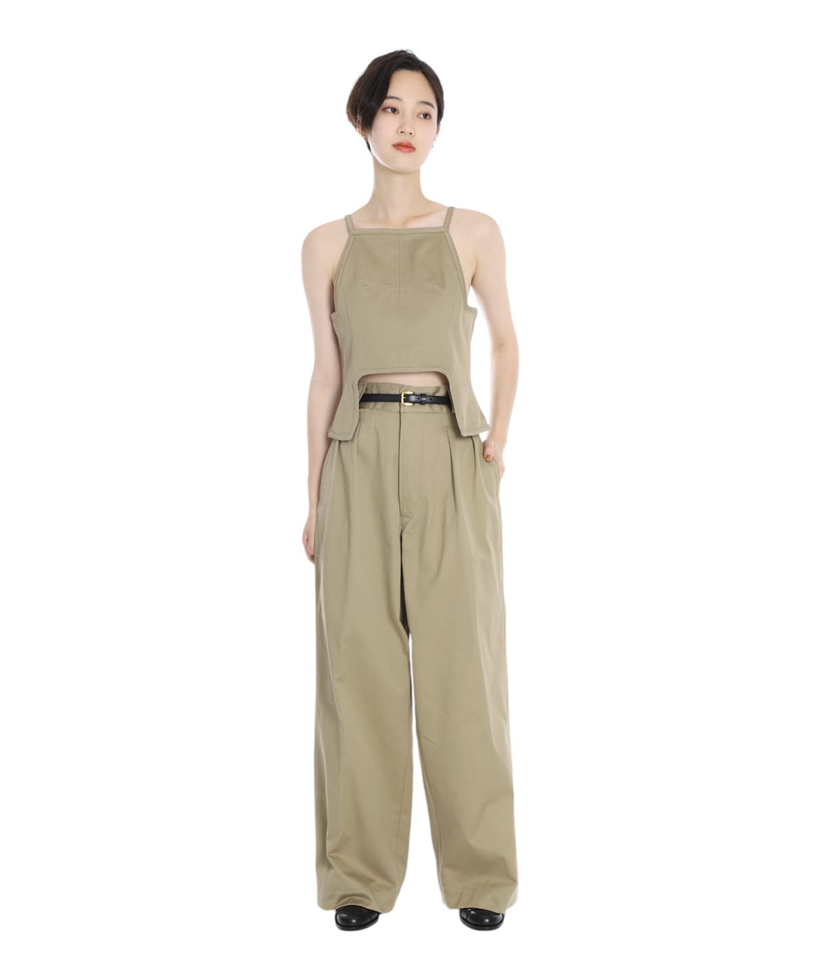 レディース】UNIFORM WEAPON 2-TUCK PANTS | FUMIKA_UCHIDA(フミカ