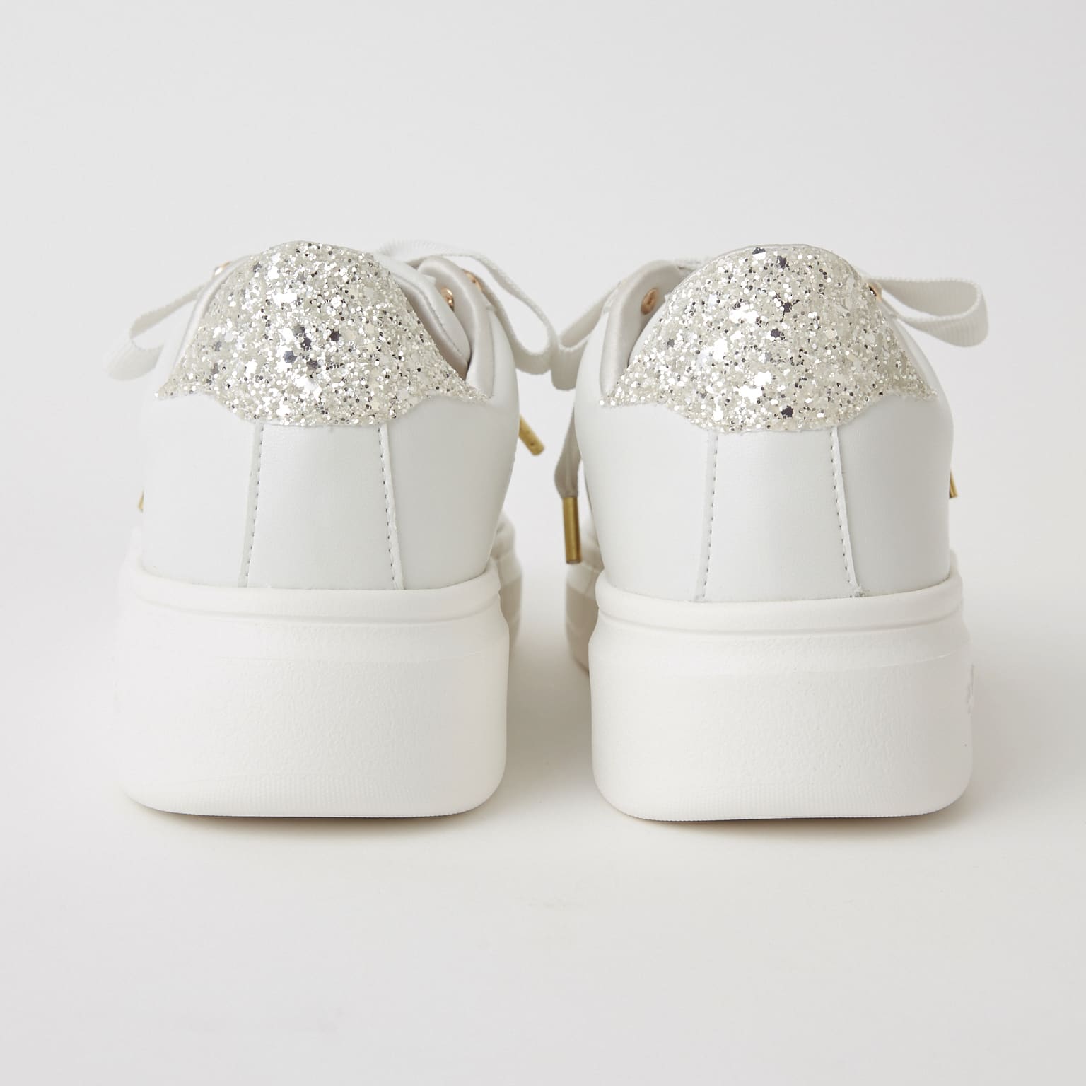 靴・バッグのダイアナ通販サイト ｜ HE44596: シューズ 【dianashoes.com】