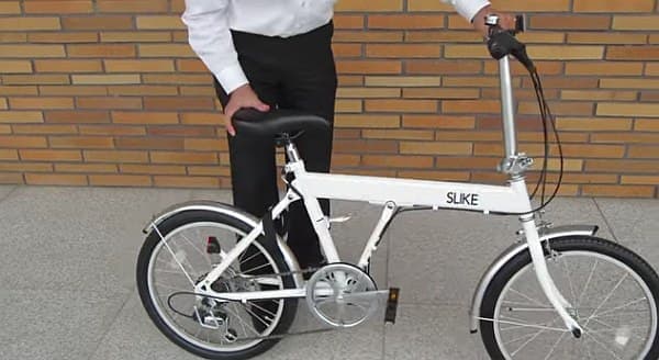 スライドさせて畳む”折り畳み自転車「SLIKE（スライク）」、カインズ