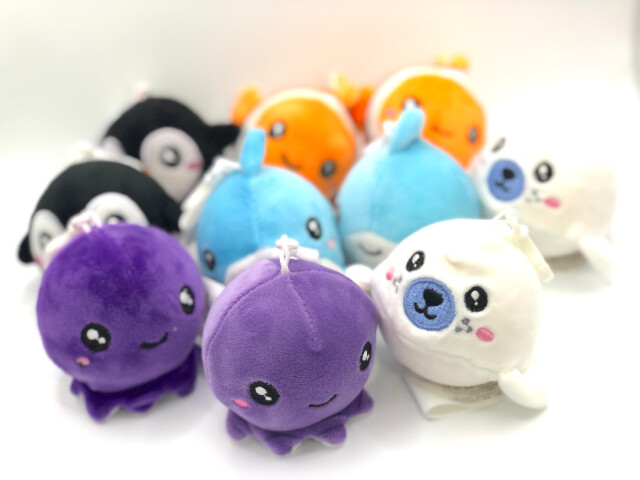 ぬいぐるみ ホルダー キーホルダー スクイージーズ SQUEEZIES 海