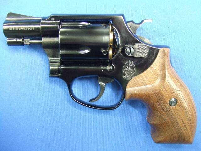S&W M36 2in Wディープブラック ABS フィンガーチャンネル付 木製