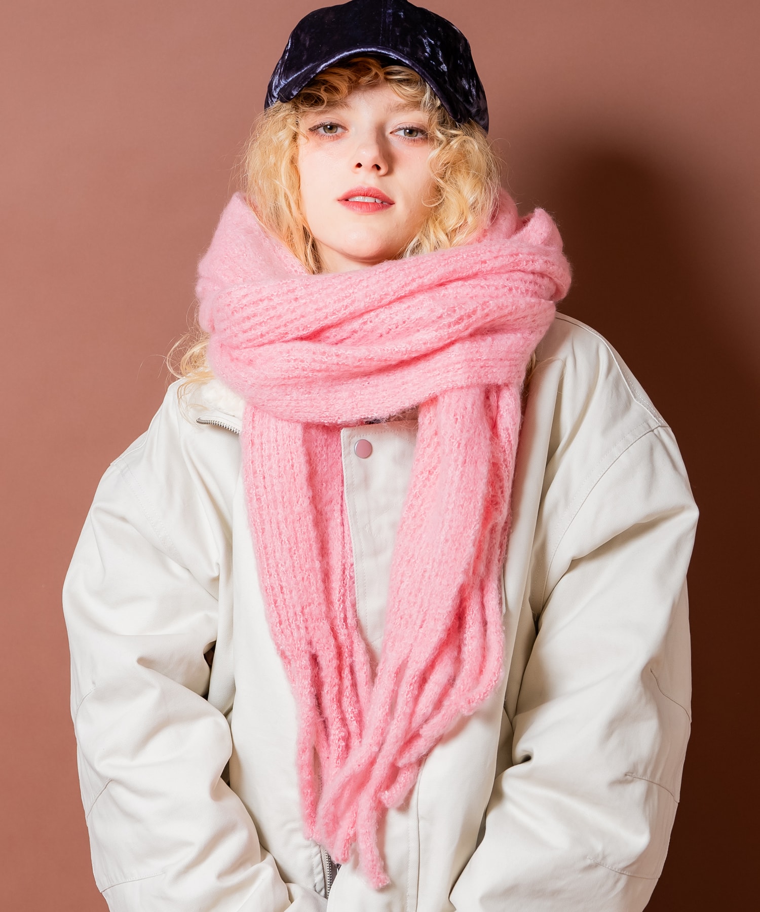 ふわふわローゲージ編みファー起毛ニットフリンジ大判マフラー(34cm