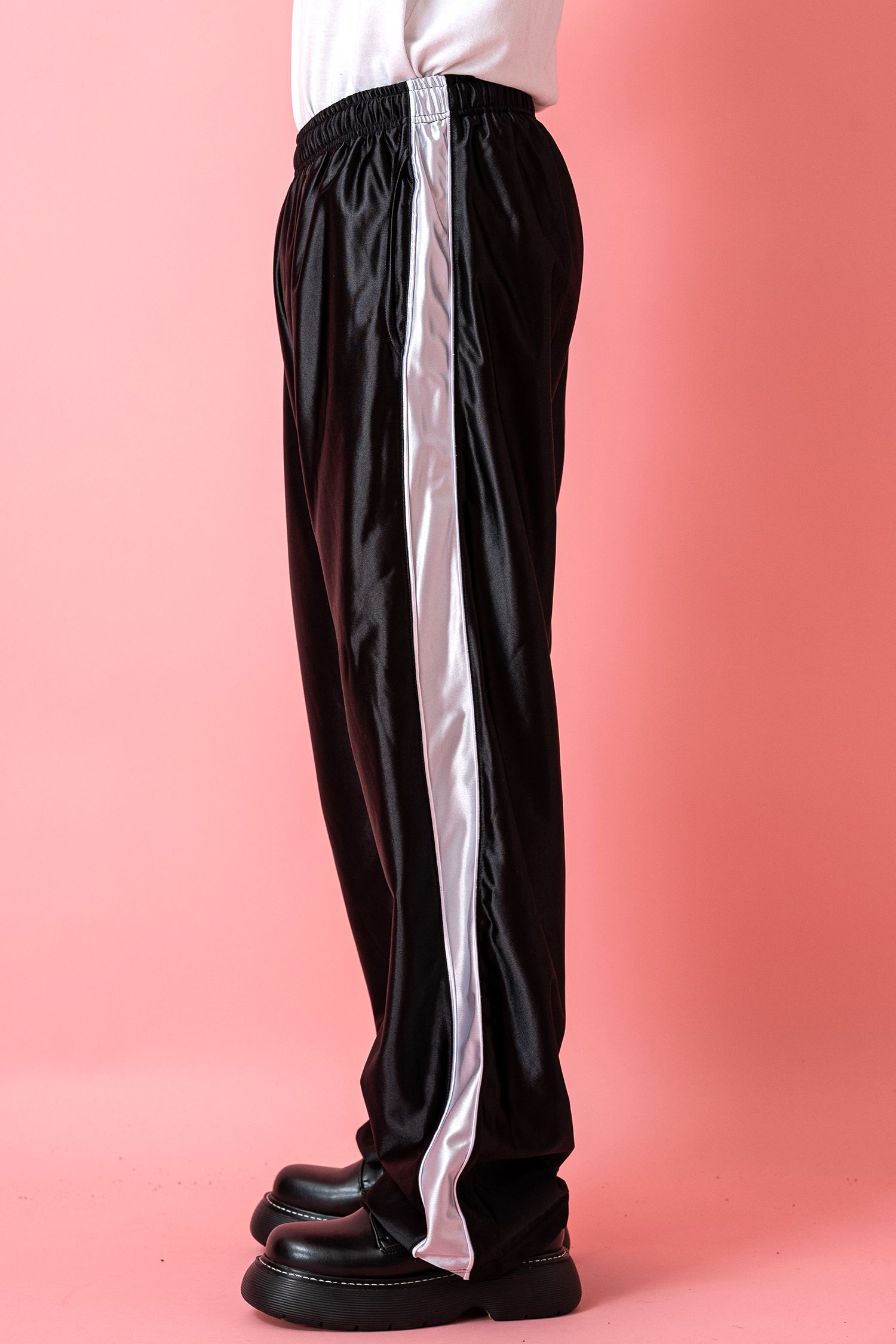 メタリックサイドラインジャージパンツ / メンズ レディース ワイド
