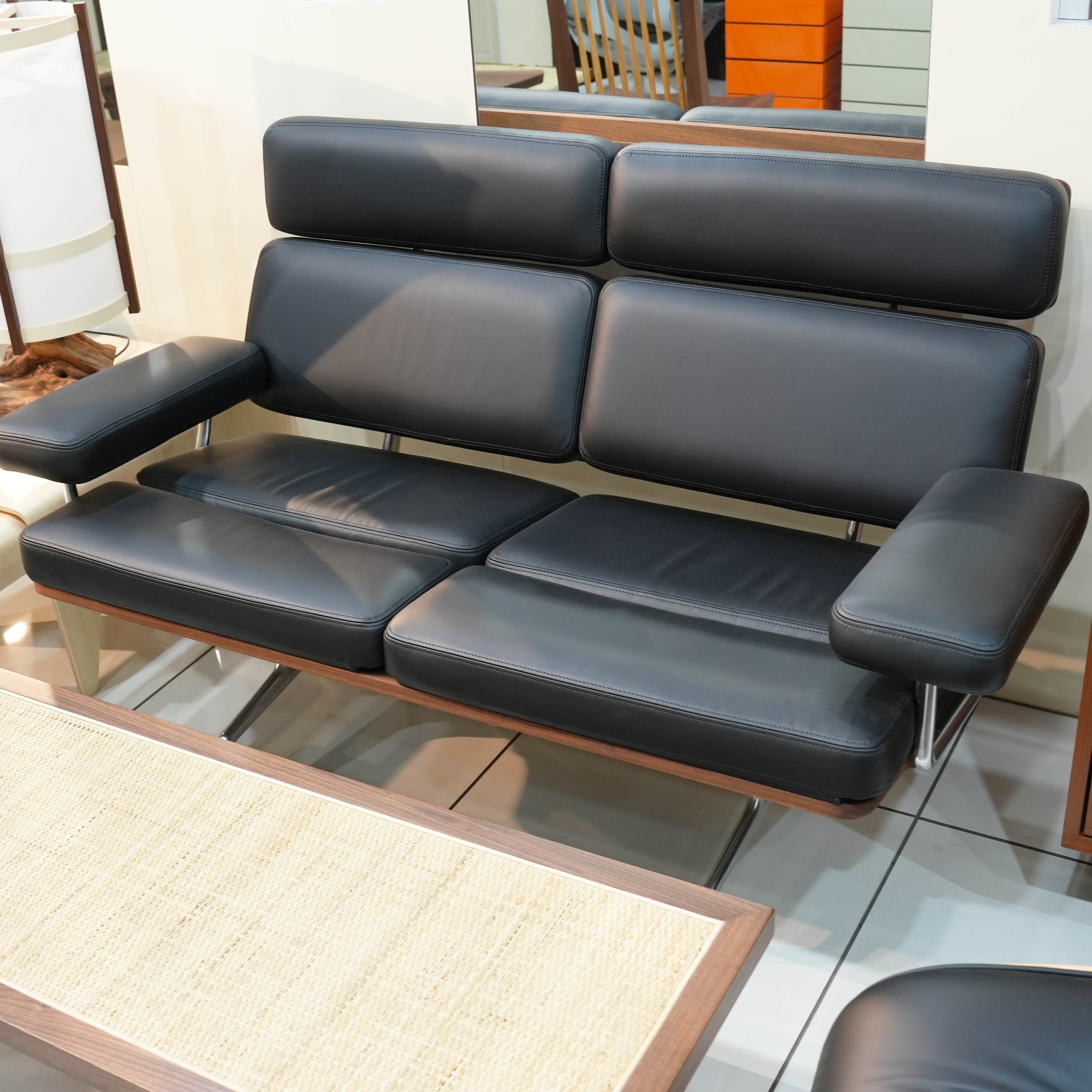 Herman Miller正規販売店】イームズソファ Eames Sofa 2シーター