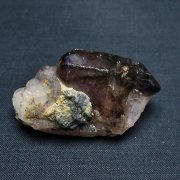 スーパーセブン、7種の鉱物がもたらすパワー