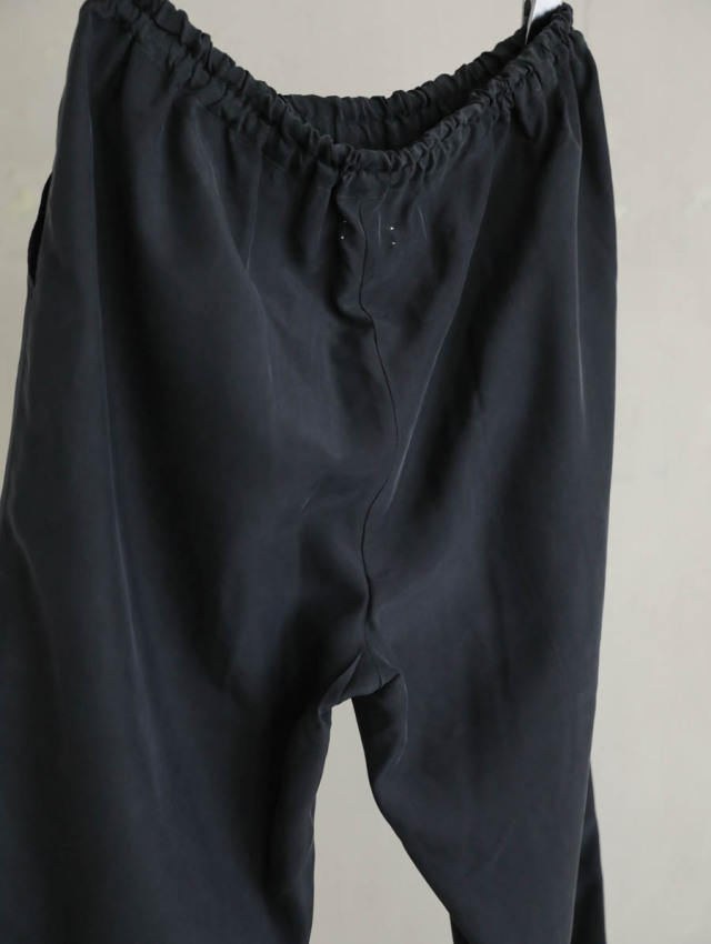 Yoli ヨリ｜Silk pants ブラック