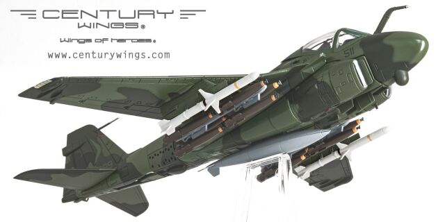 CenturyWings 1/72 (ダイキャスト製) A-6E イントルーダー アメリカ