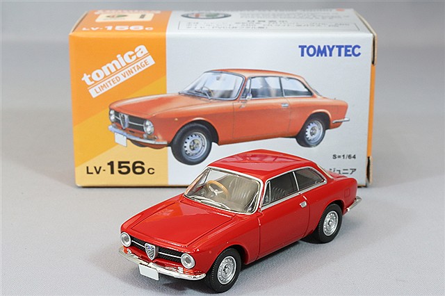 トミカリミテッドヴィンテージ 1/64 アルファロメオ 1750GTV (黄)