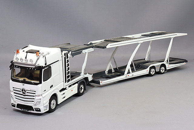 GCD 1/64 メルセデスベンツ アクトロス ギガスペース 6x2 セミ