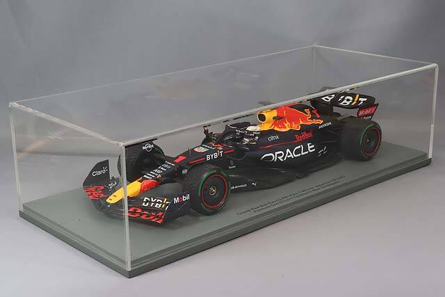 スパーク 1/18 オラクル レッドブルレーシング RB18 2022 F1 日本GP