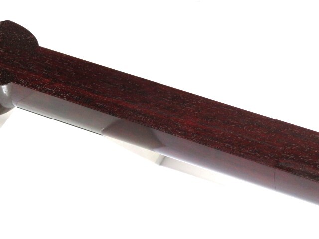 新品 津軽三味線 紅木 金細 綾杉胴 津軽塗り胴掛け・仮継ぎ付き 幅一寸