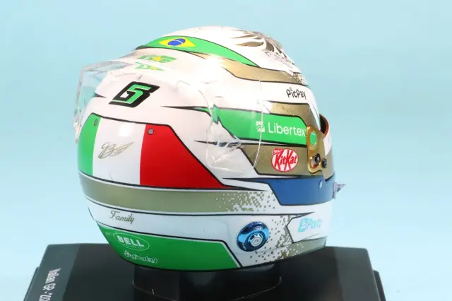 スパーク 1/5 ヘルメット ステークF1チーム・キック・ザウバー G